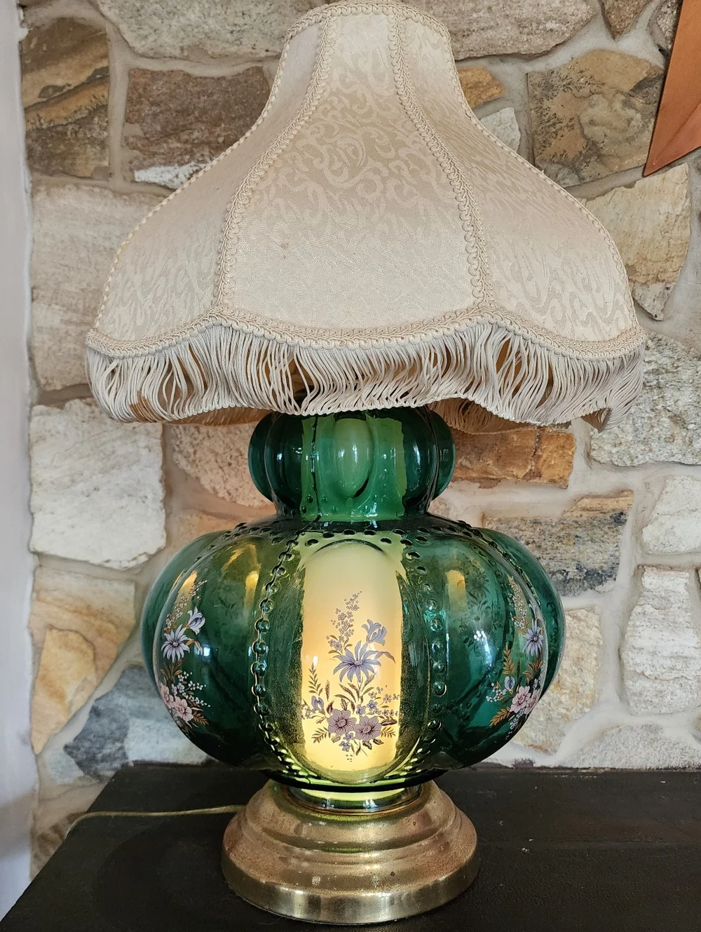 Rare 1940s Emerald Green GWTW Lamp Hand Painted Enamel Dual Light Pristine
